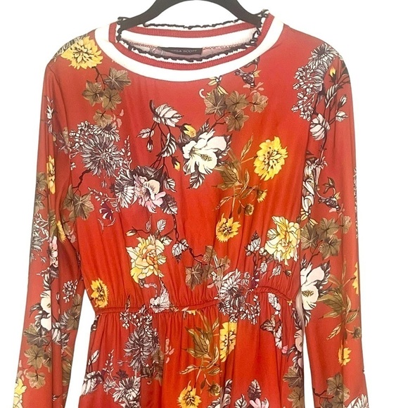 VANESSA SCOTT Red Floral Asymmetrical Hem Dress - Picture 4 of 6